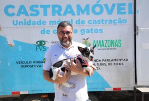 Governo do Amazonas inspeciona obras de hospital veterinário público - Governador Wilson Lima vistoriando obra