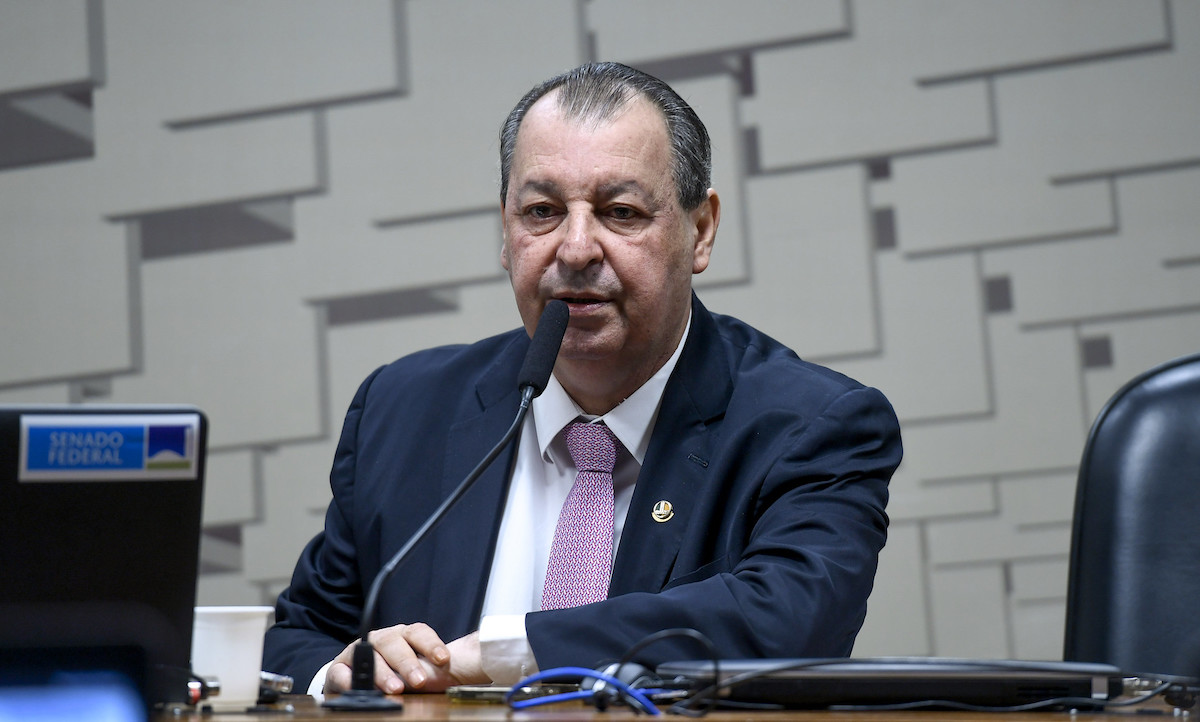 Omar Aziz afirma que Senado enterrará PEC da blindagem parlamentar