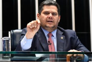 PEC da blindagem enterrada por unanimidade na CCJ do Senado