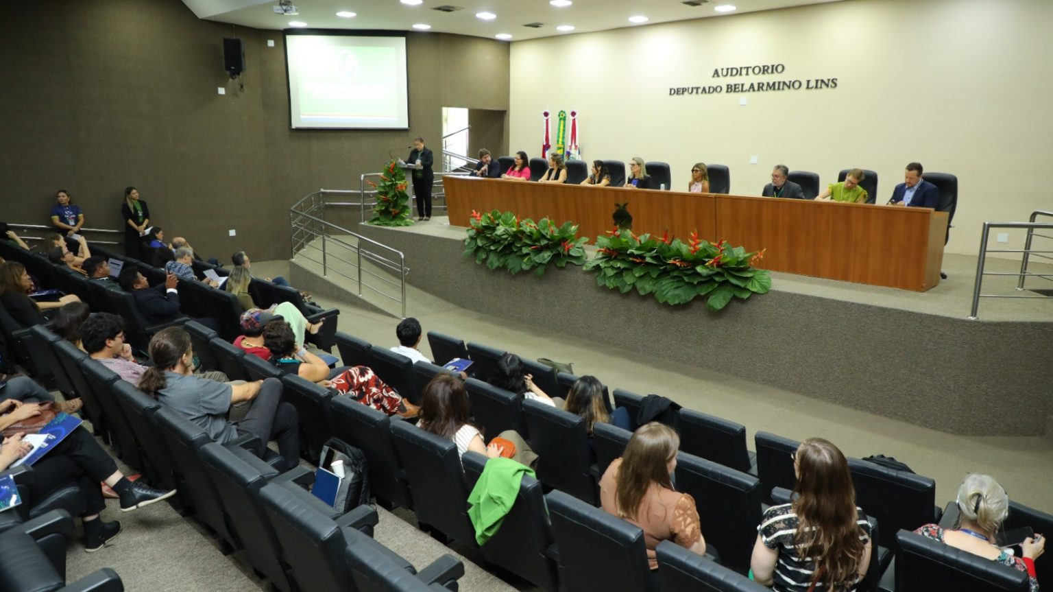 Fapeam Sedia Evento Nórdico-Brasileiro Com 80 Pesquisadores em Manaus