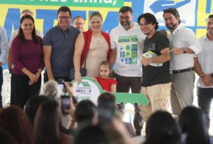 Wilson Lima Entrega Apartamentos para 48 Famílias Pelo Meu Lar